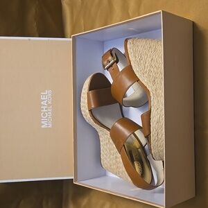 Michael Kors Poesy Brown Wedges 11M